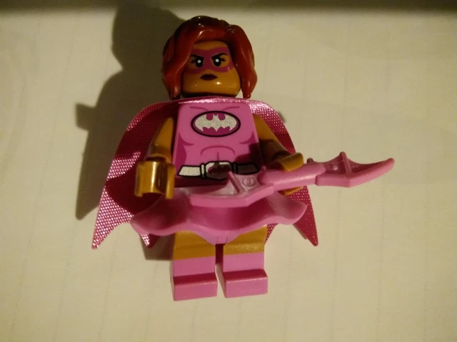 LEGO BATMAN MOVIE Minifigure No 10 Pink Power Batgirl New with