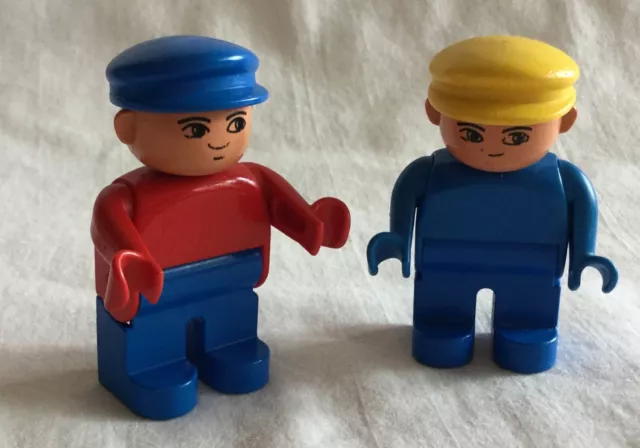 Pair of LEGO Duplo Replacement Figures - Males Boy With Hats