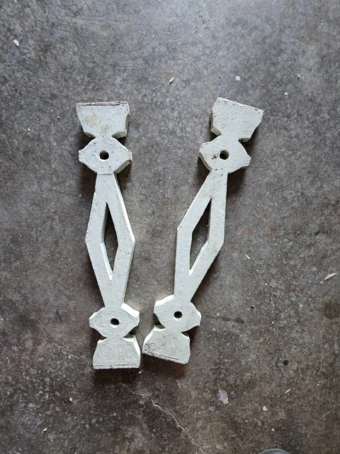 Pair ANTIQUE VICTORIAN PORCH RAILING ARCHITECTURAL SALVAGE 20" (75 prs avail)