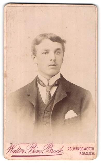 Fotografie Walter Bino Brock, London, 76 Wandsworth Road, Portrait junger Mann