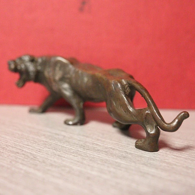 Antique Vintage Big Tiger Statue Lucky Ornament Home Feng Shui Decoration Crafts