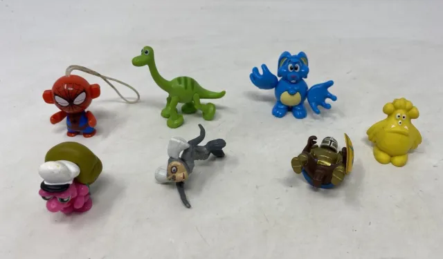 Mixed Plastic Mini Figures Toys Bundle Job-Lot Kinder Spider-Man Good Dinosaur