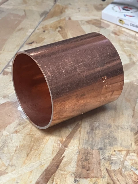 W-1072 2 1/8 Copper Coupling