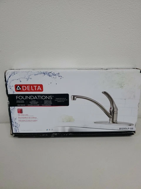DELTA FOUNDATIONS SINGLE-HANDLE Standard Kitchen Faucet in Stainless