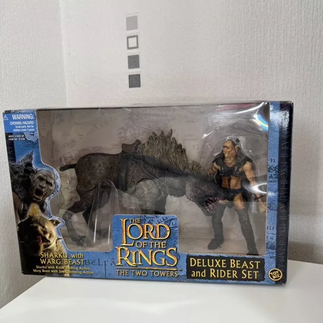 Sharku With Warg Beast  Lord of the Rings  - Deluxe Beast And Rider Set Toybiz