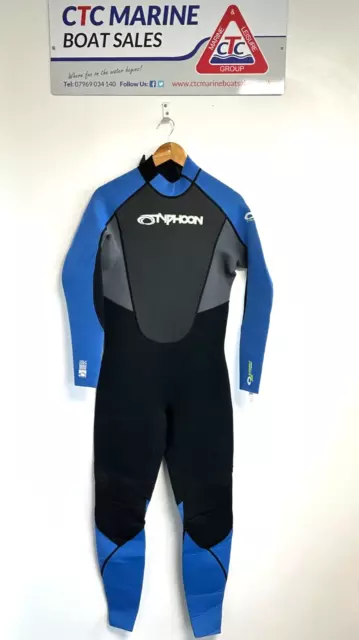 "NEW" Typhoon Storm 3.2mm. Back Entry Wetsuit Size M