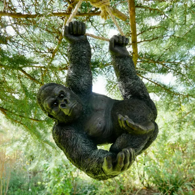 Climbing Gorilla Garden Ornaments Outdoor Tree Hanging Statue Animal Sculpture