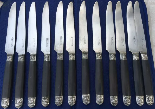 lot de 12 couteaux de table de style LOUIS XVI