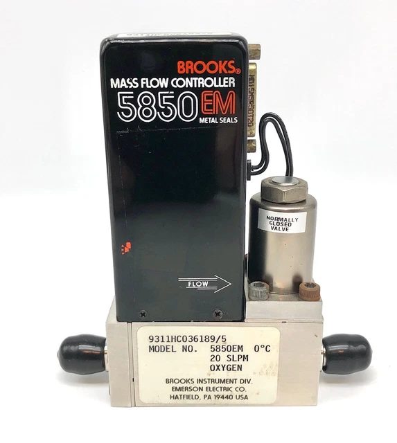 Brooks Instrument 5850EM Mass Flow Controller O2 Gas 20 SLPM OXYGEN Brooks Instrument 5850EM Mass Flow Controller O2 Gas 20 SLPM OXYGEN