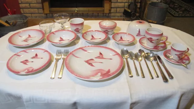 Milwaukee Road CMStP&P  26-PC Dining Car Set