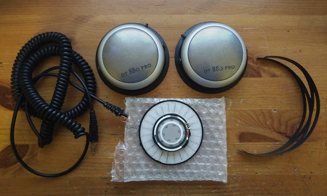 beyerdynamic DT880 PRO 250Ω +純正保守パーツ2種 beyerdynamic DT 880 PRO: Semi-open studio headphones, 250 ohms