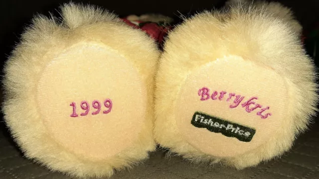 Vintage 1999 Fisher Price Berrykris  Berrykris & Sleigh Collection Stuffed Plush 4
