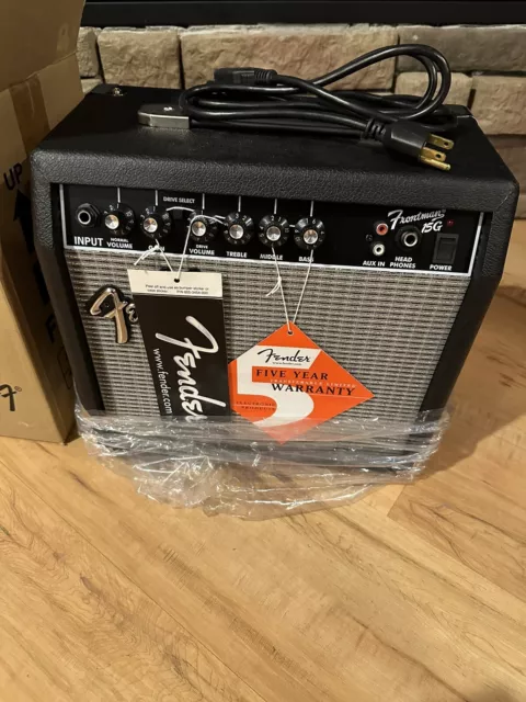 **New** Fender Frontman 15g amplifier 38watt **New** Fender Frontman 15g amplifier 38watt