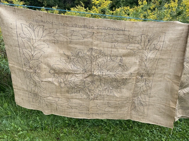Alfombras Herirloom Enganchadas Arpillera Patrón Estampado Rhode Island Romance 25 x 37