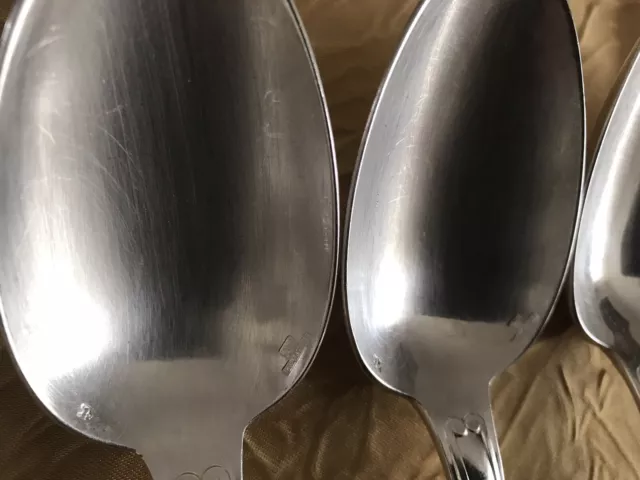 4 Cuillères de table en métal argenté Christofle modèle Vendôme 3