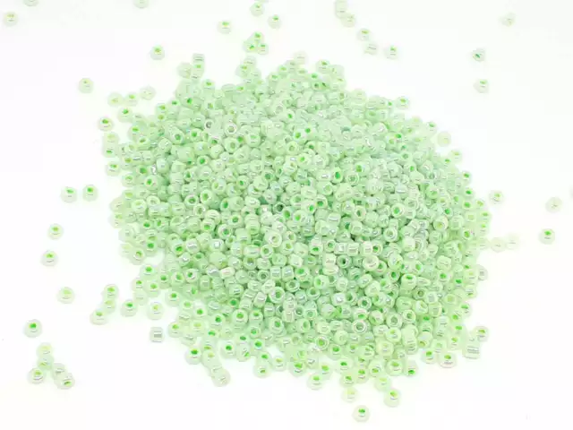 LOT 1000 PERLES DE ROCAILLE VERT PASTEL Ø 2 mm 12/0 CREATION