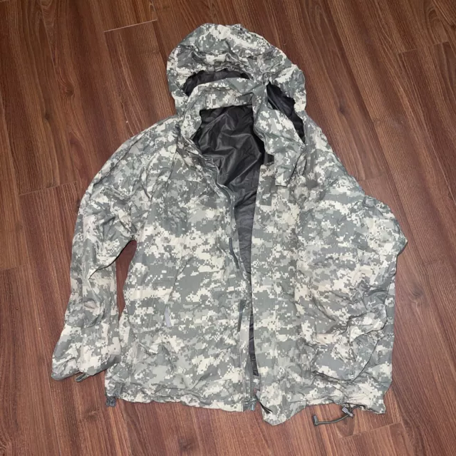 GEN III EXTREME COLD/WET WEATHER JACKET GORTEX - Medium - Regular Ripstop