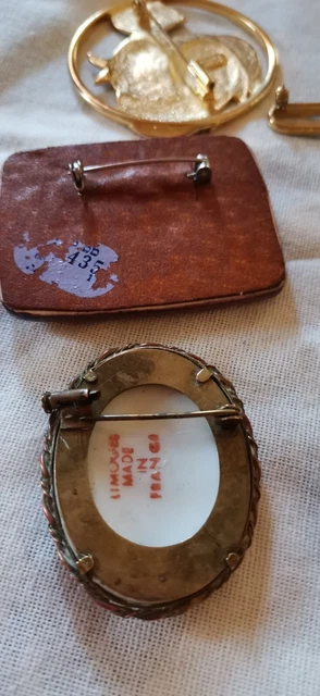 Jolie Broche Vintage Argentée – Originale – Accessoire Rétro