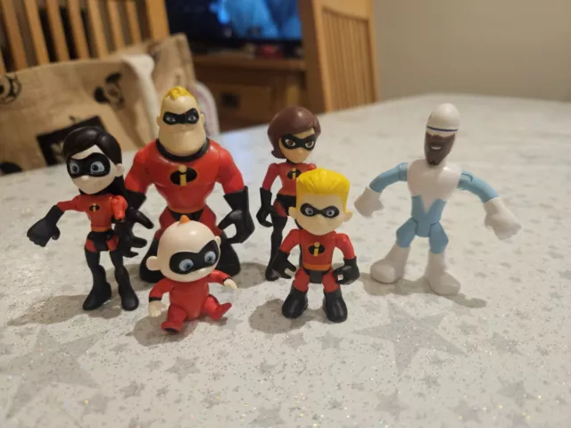 The Incredibles Articulated Figures Bundle Disney/Jakks