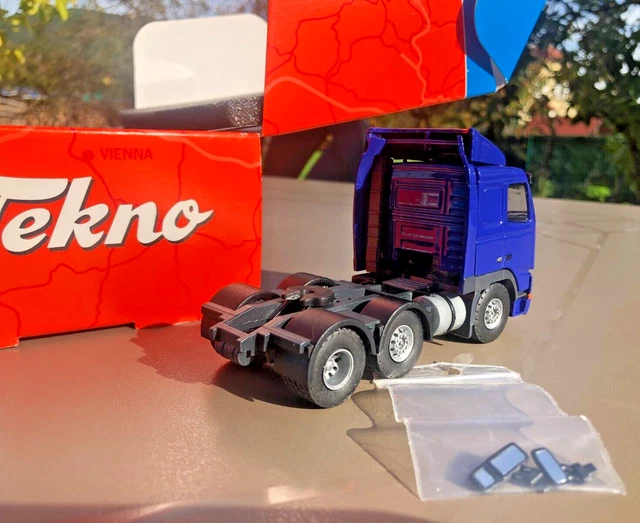 Tekno 1/50 Mercedes Actros – Remorque Stobart 1999 – Édition Limitée