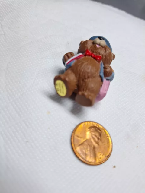 1993 Vinage BEAR MAILMAN Hallmark Merry Miniatures Valentine's Day Figure Hmm7 3