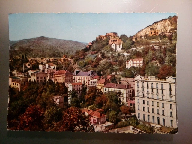 Cpsm Cpm 63 Auvergne Puy De Dome Royat Picturesque View Hotels Et Le Paradi