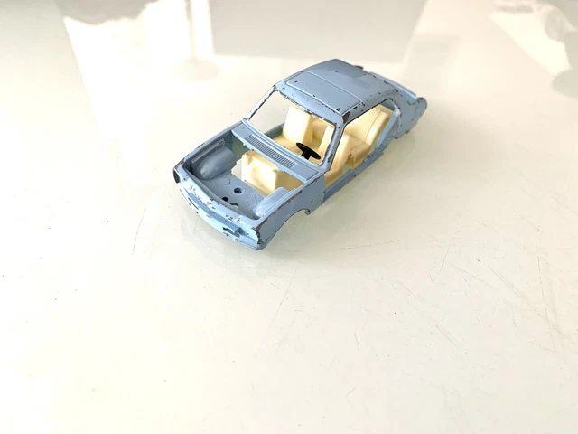 Dinky Toys France Peugeot 504