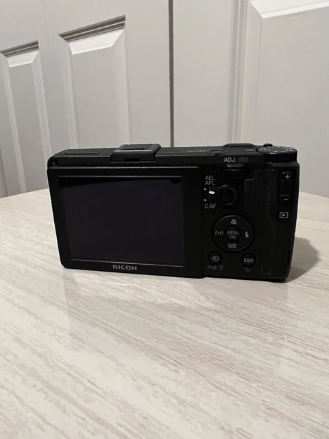 [NEAR MINT] Ricoh GR 16.2MP Digital Camera - Black 3