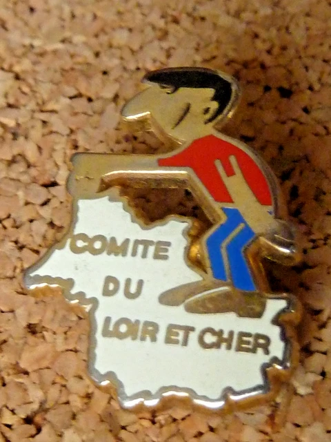 RARE PINS PETANQUE COMBRITOISE Ste Marine