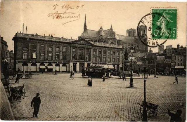 CPA REIMS - The Royal Square and the Cathedral (245275)