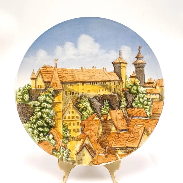Schramberg Germany Majolica Hand Painted Relief Molded Nurnberg 9.5 Inch Plate