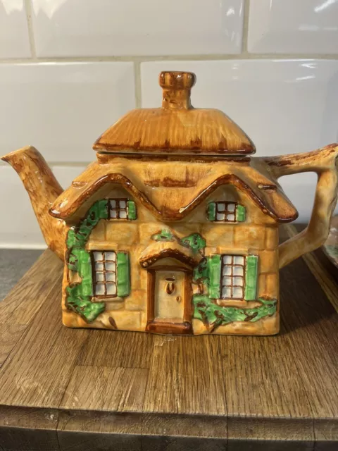 Vintage Westminster Pottery Ltd, Hanley, Staffs Cottage Ware Tea Pot 1948-1956