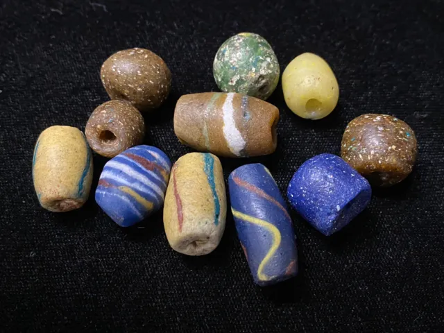 Mauritanian Vintage Africa Chevron Trade Kiffa Beads Lot 1
