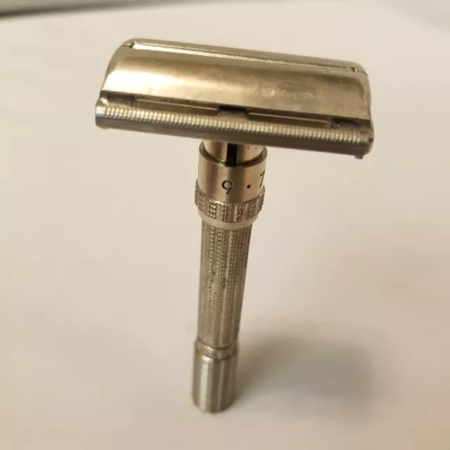 Vintage 1962 Gillette Slim Adjustable 1-9 DE TTO Safety Razor Date Code H-3