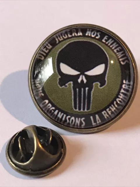 GROS PIN'S 2cm ASPECT BRONZE THE  PUNISHER DIEU JUGERA NOS ENNEMIS