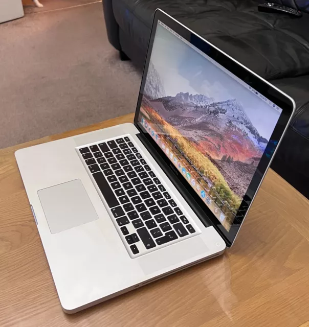 15" Apple MacBook Pro mid 2010 - Intel i5 2.4GHz / 8GB RAM / 256GB SSD A1286