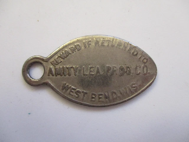 Amity Lea Produce Co Westbend Wisconsin Drop Box Return Oval Key Fob Chain