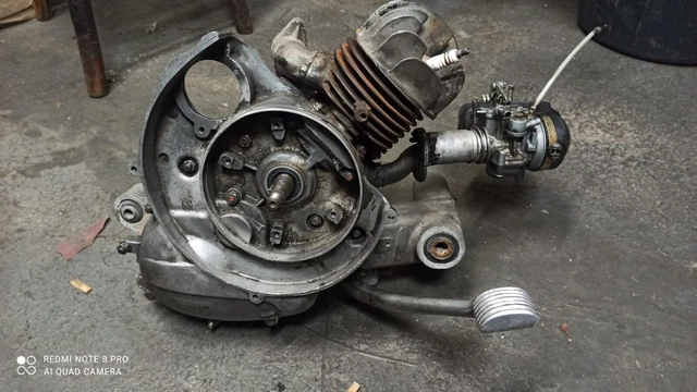 Bloc Moteur Complet Piaggio Vespa HP 50 V5N1M - À Réviser - Pièce D'occasion