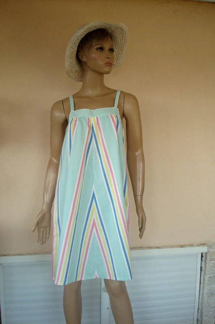 ROBE IMPRIMÉE FLEURIE à bretelles Naf Naf taille 36 TBE (taille petit) EUR 25,00 - FR