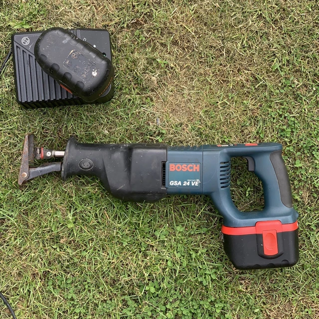 Sierra recíproca Bosch GSA 24 VE