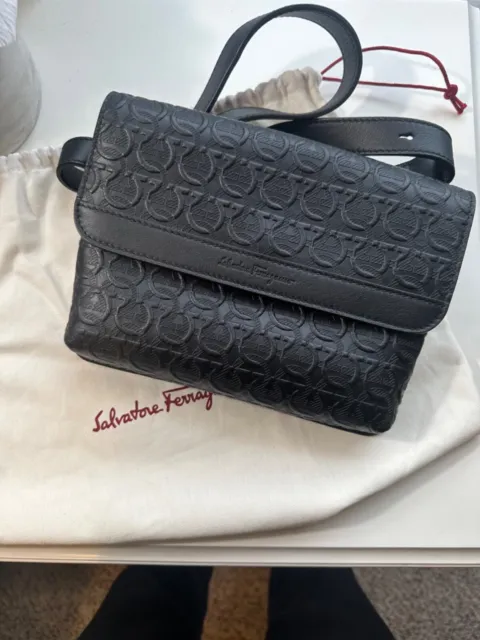 Salvatore Ferragamo Crossbody Bag New Black Leather