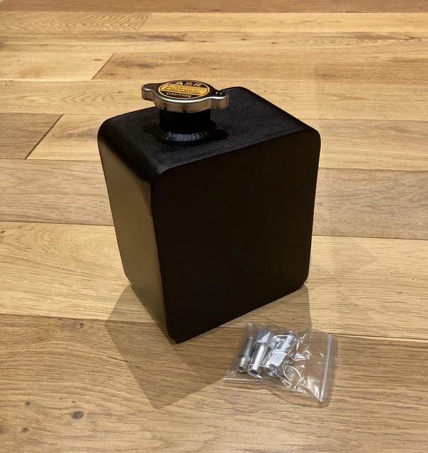 Intestazione serbatoio espansione radiatore universale 2 L nero - venditore UK!