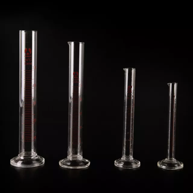 Mesure en laboratoire de chimie de cylindre de mesure en verre gradué 3