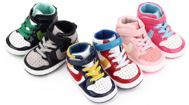 Scarpe da ginnastica alla moda bambino bambina Pram neonato primo passo scarpe alte top
