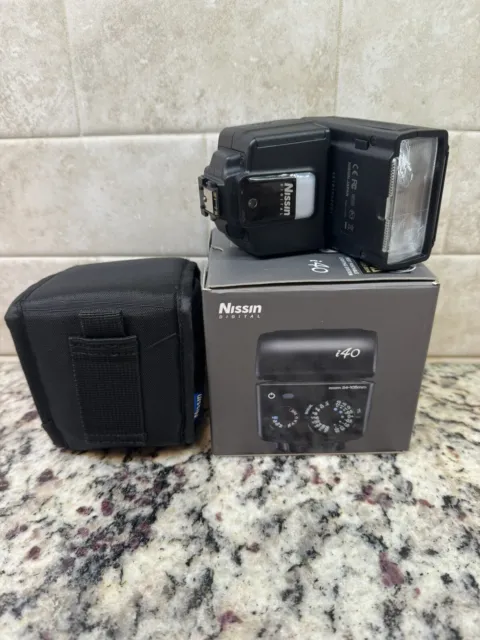 Nissin i40 compact flash for Sony cameras Wow Fast Shipping