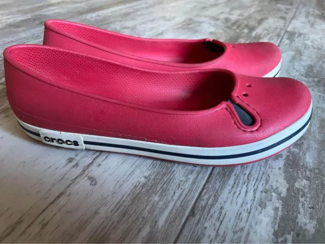 Women’s Size 6 Crocs Pink Slip On Ballet Flats Shoes