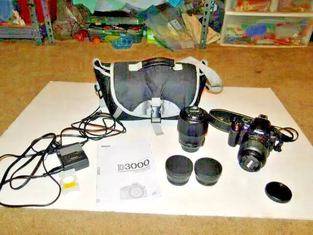 Nikon D3000 10.2 Mp Slr Digital Camera W/3 Extra Lens, 2 Batteries Charger, Case
