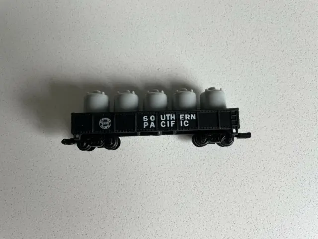 Southern Pacific Lines Liquid Transport Tanks Model Train N Scale Black & Gray