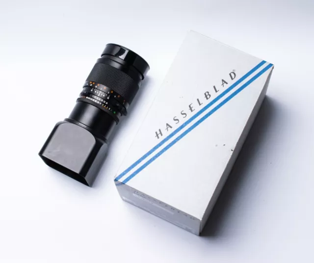 HASSELBLAD : OBJECTIF CARL ZEISS CF SONNAR 4/180MM - with original box