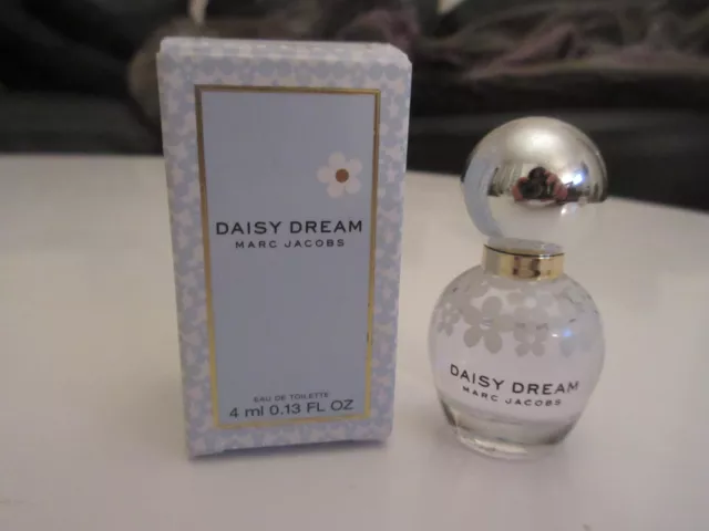 Miniature EDT Daisy Dream de Marc Jacobs 4 ml. Neuve + boîte.